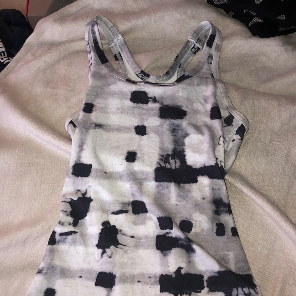Lululemon work out tank